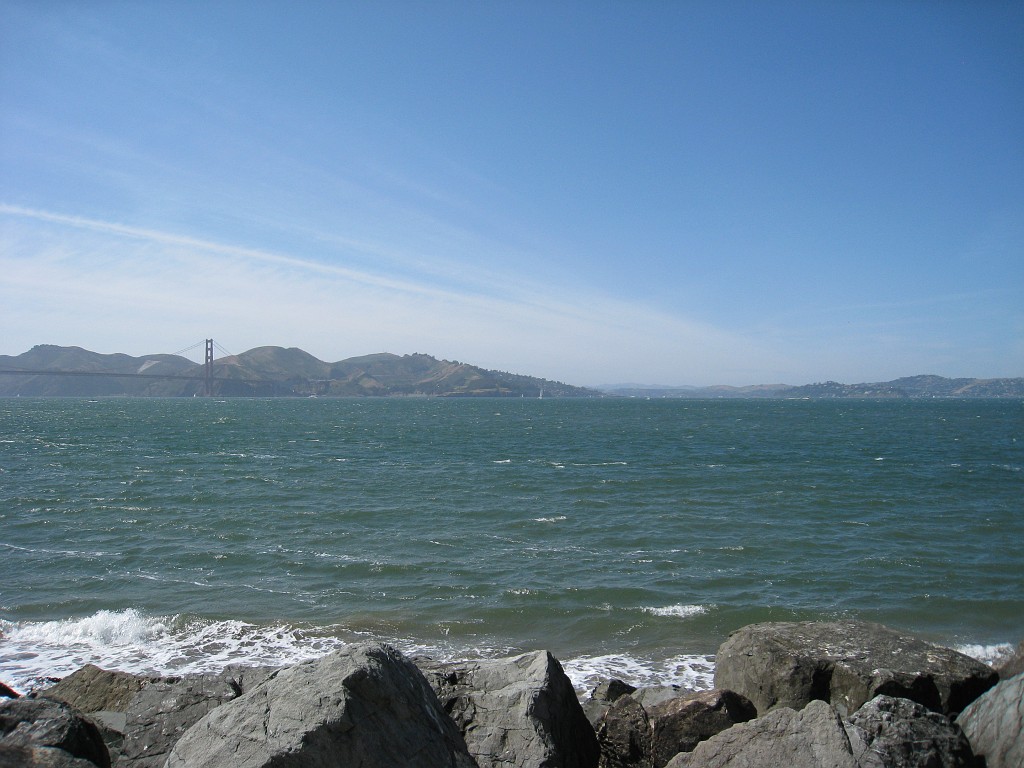 2011 Bay 2 Breakers Friday 0310.JPG - I was able to participate in the 100th annual running of the Bay to Breakers 12K race in San Francisco California. A weekend for sightseeing and racing.